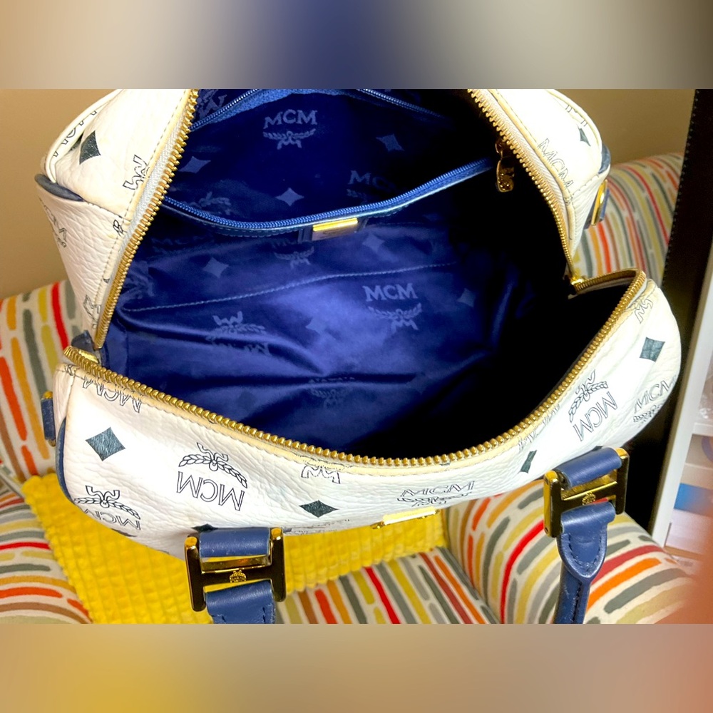 MCM Vintage White & Blue Monogram Visetos Boston Bag. Comes with COA. - Picture 7 of 13